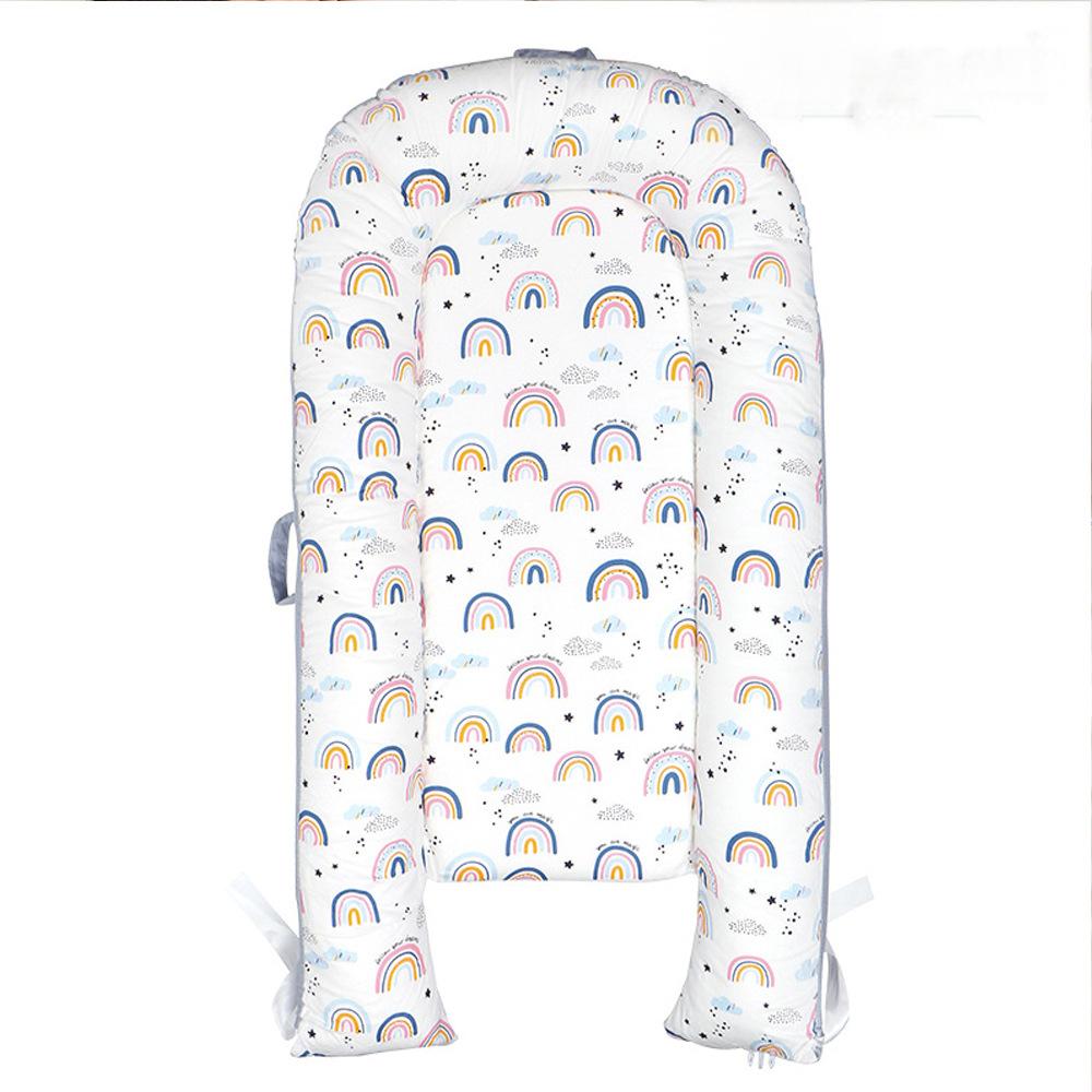 Cotton baby lounger nest with protective surround edge