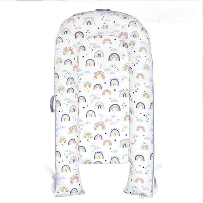 Cotton baby lounger nest with protective surround edge
