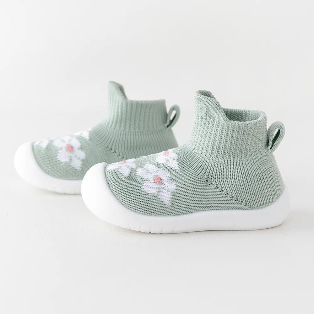Baby Shoes - Green Flowers