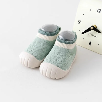 Baby walking shoes