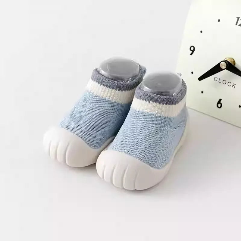 Baby walking shoes
