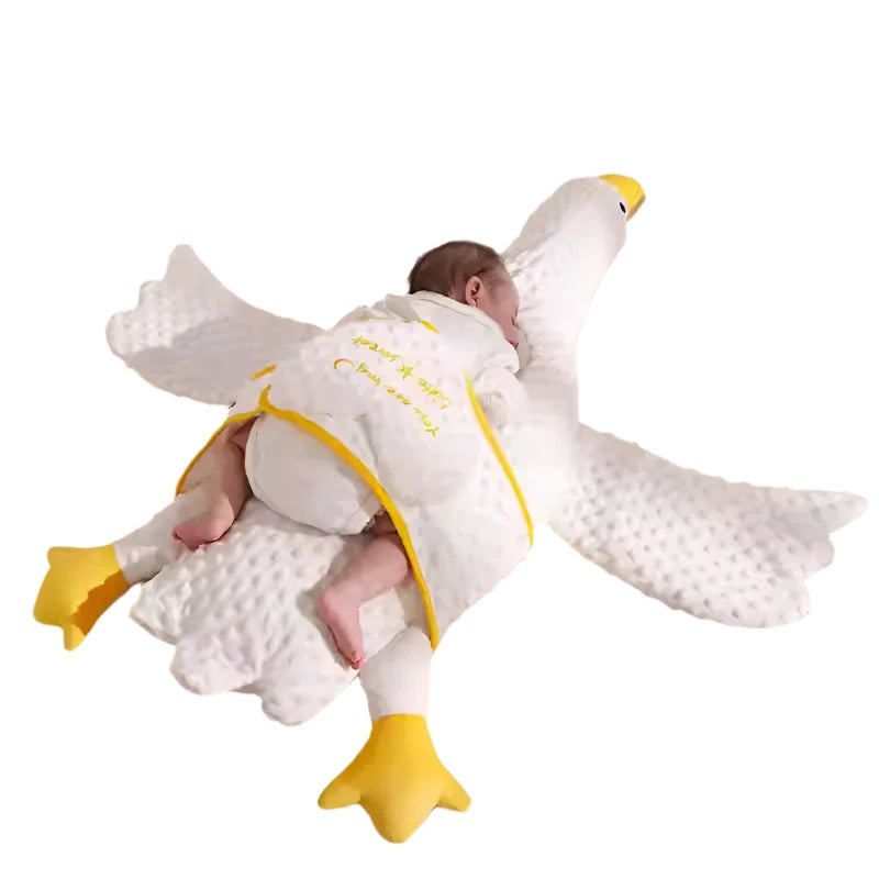 meacaofg-baby-gas-relief-goose-pillow