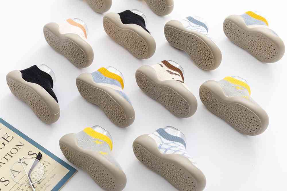 Spring Baby Sock Shoes - Modern Pattern