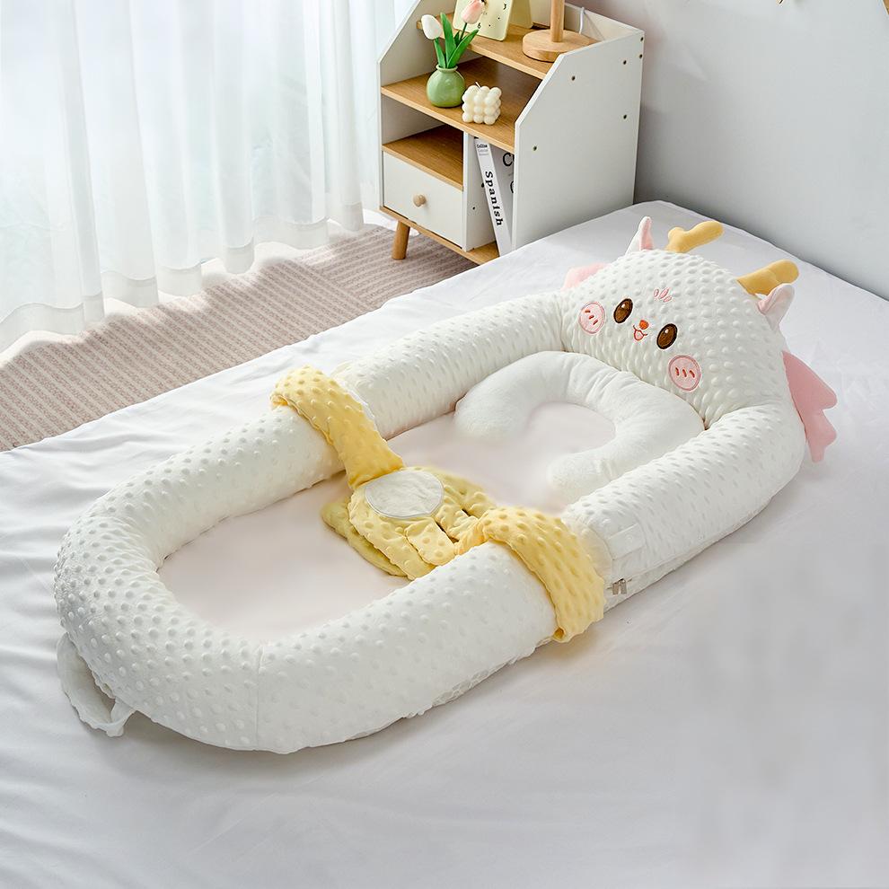 White animal design smart patting baby lounger and bionic seat nest