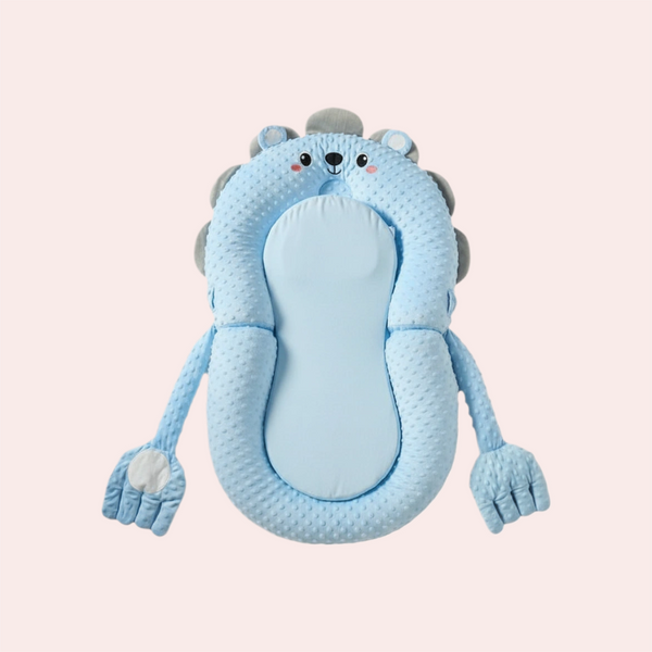 Smart soothing baby lounger nest with automatic patting hand